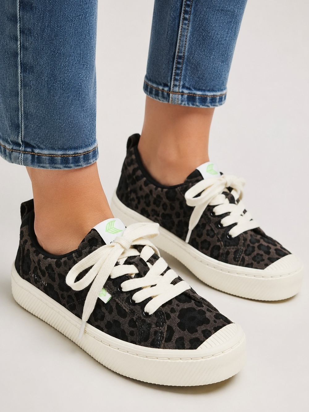 NWT- Cariuma OCA Low black Jaguar Print Suede Sneaker Women's Size 5